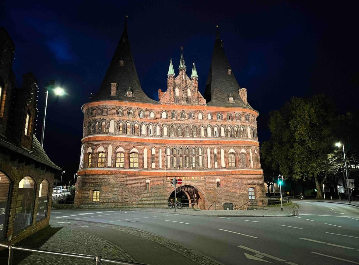 Ferienwohnung Hansetraum Luebeck Экстерьер фото